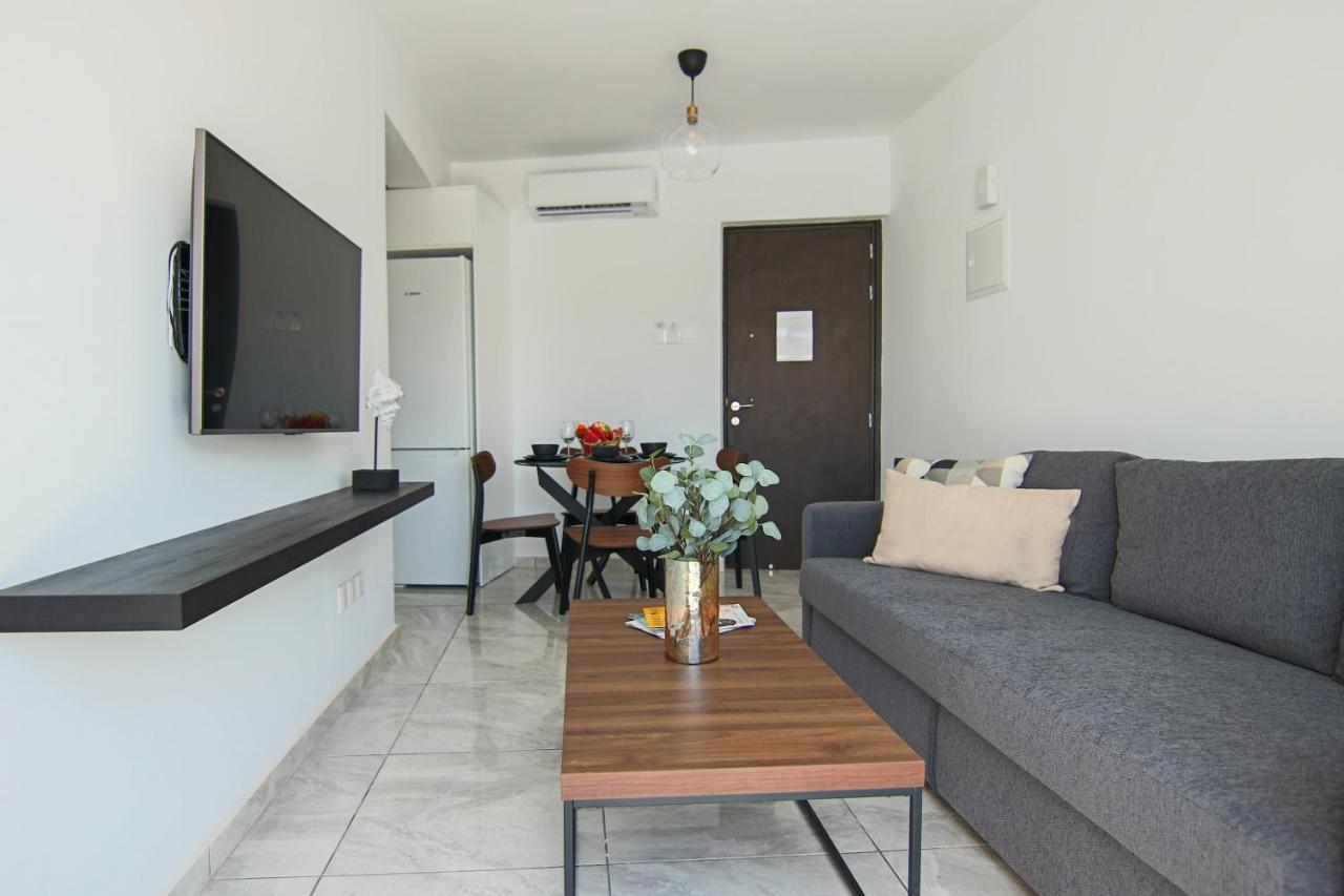 Phaedrus Living: Seaside Luxury Flat Lighthouse 74 * Pafos