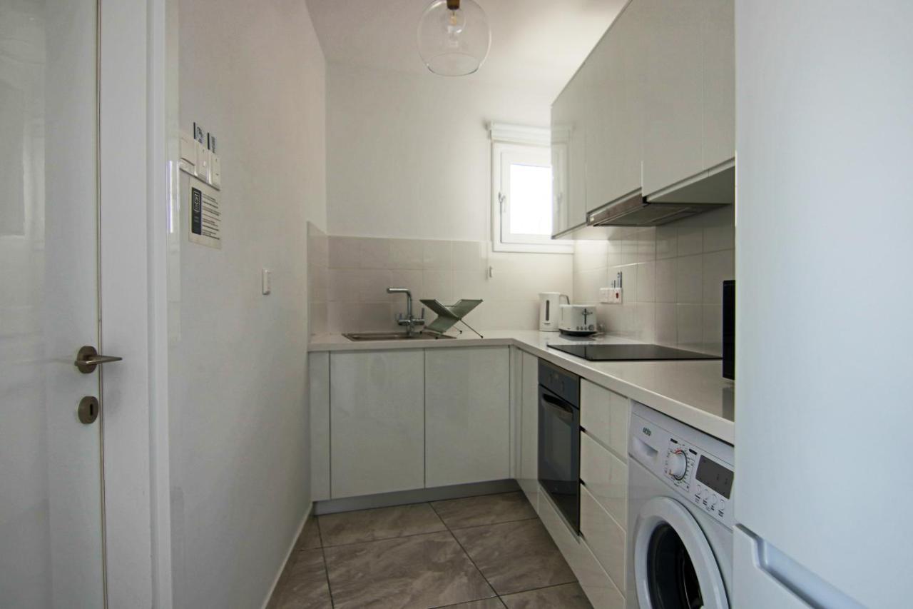 Phaedrus Living: Seaside Luxury Flat Lighthouse 74 Apartament